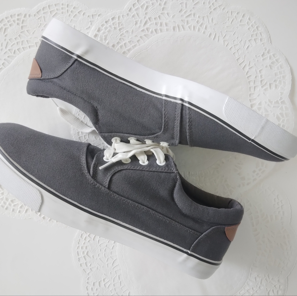 UNIONBAY boat style canvas shoes - Picture 4 of 9